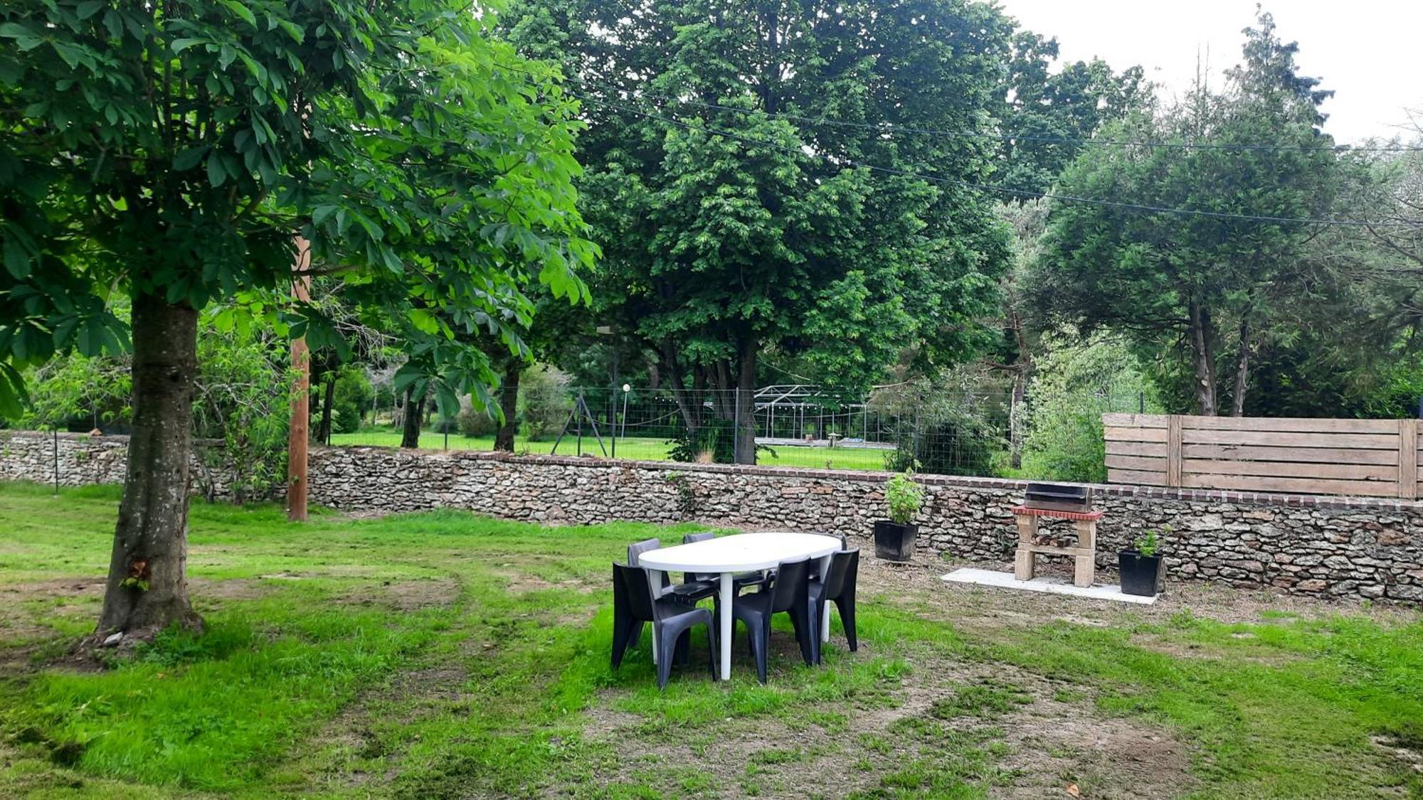 Gite Du Chateau De Chambonnieres Le Plessis-Feu-Aussoux المظهر الخارجي الصورة